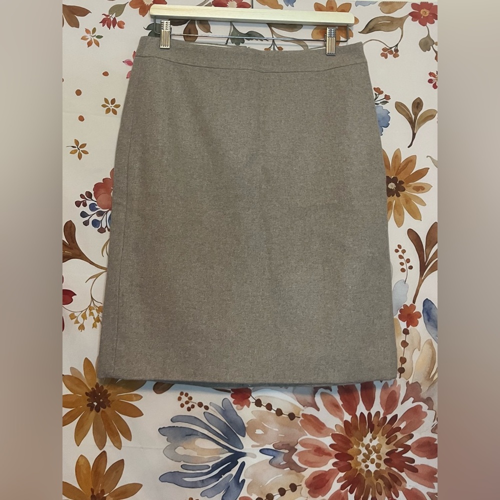 NWT J.Crew 8 Sand Beige Blush Wool The Pencil Office Work Preppy Winter Skirt